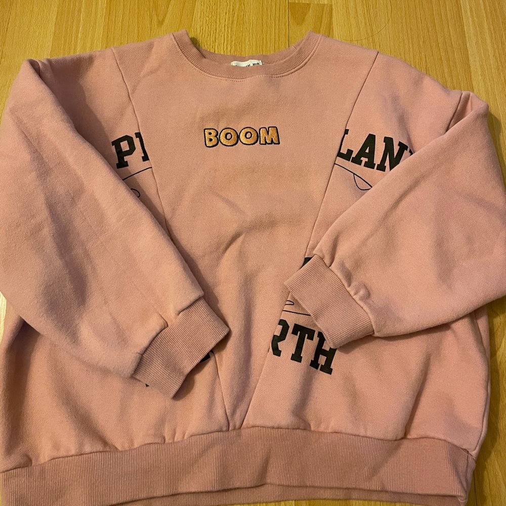 Sweater - Picture 2 of 4
